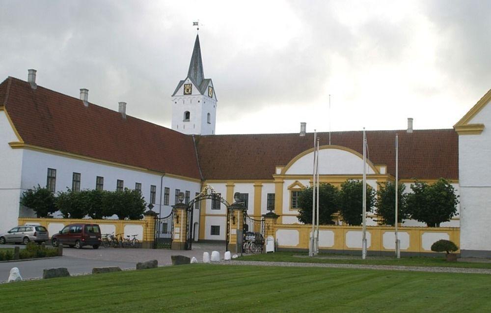 Dronninglund Hotel Exterior photo